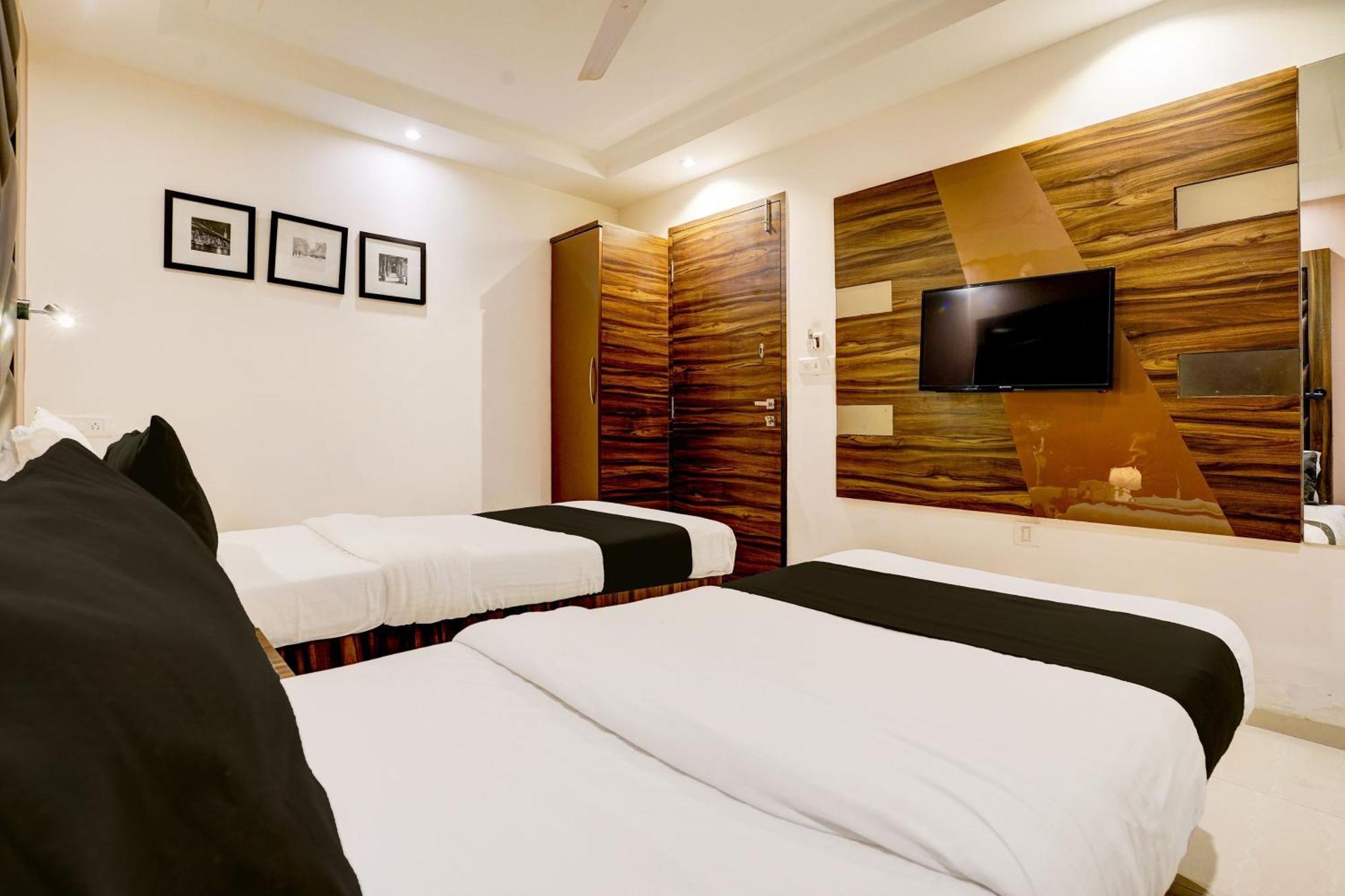 โอโย 22683 โฮเต็ล พาร์ค พาเลซ Hotel มุมไบ ภายนอก รูปภาพ