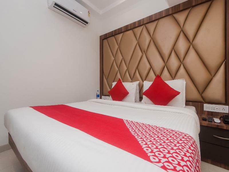 โอโย 22683 โฮเต็ล พาร์ค พาเลซ Hotel มุมไบ ภายนอก รูปภาพ