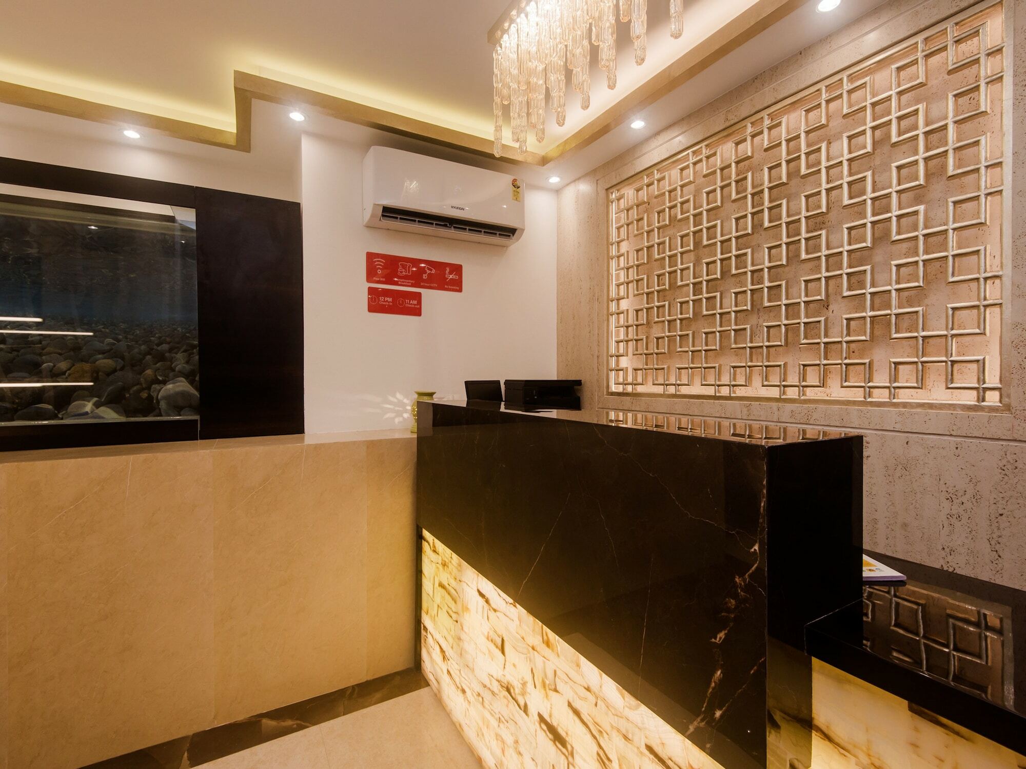 โอโย 22683 โฮเต็ล พาร์ค พาเลซ Hotel มุมไบ ภายนอก รูปภาพ